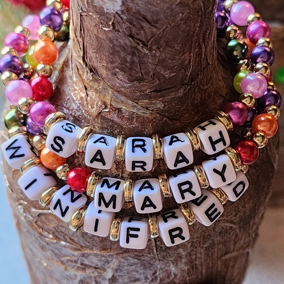 Sanderson Sisters Hocus Pocus Beaded Bracelets - Picture 8 of 11